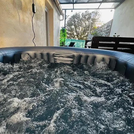 Apartament A La Montagne Avec Jacuzzi